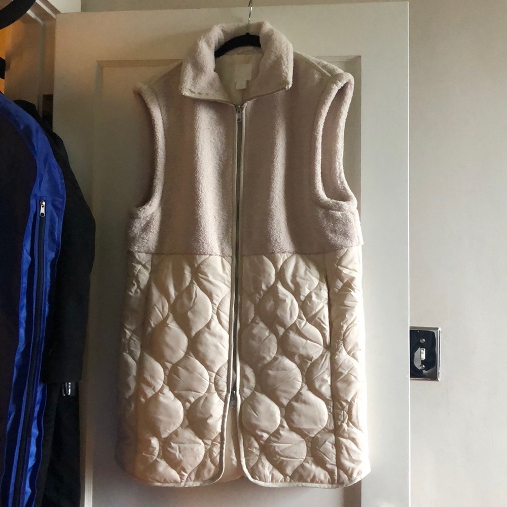 HM Small - faux fur puffer vest